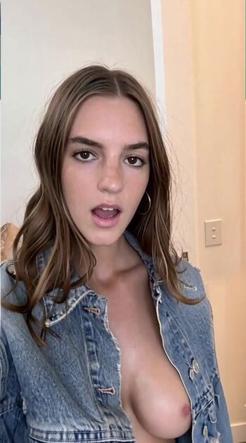 🔥 Emily feld leaked private photo uncensored full