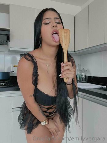 🔥 Emilyvergara leaked private photo uncensored full