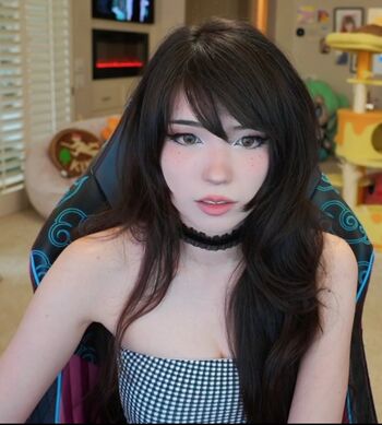 🔥 Emiru  page leaked private photo uncensored full