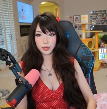 🔥 Emiru  page leaked private photo uncensored full