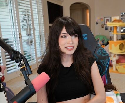 🔥 Emiru  page leaked private photo uncensored full