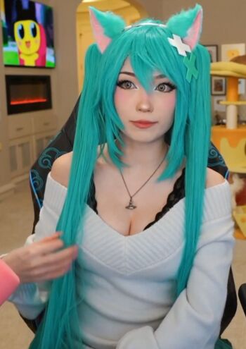 🔥 Emiru  page leaked private photo uncensored full