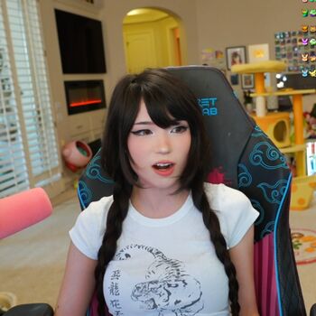 🔥 Emiru  page leaked private photo uncensored full