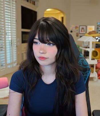 🔥 Emiru  page leaked private photo uncensored full