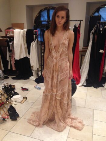 🔥 Emma watson  page leaked private photo uncensored full