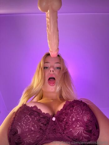 🔥 Emmiiisabella leaked private photo uncensored full