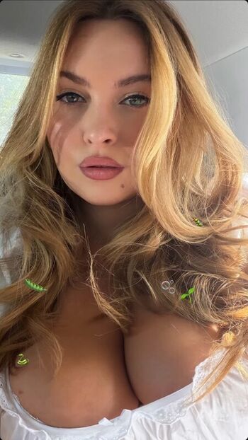 🔥 Erinmhk page leaked private photo uncensored full