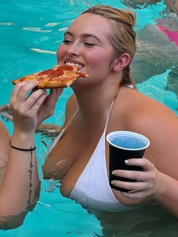 🔥 Erinmhk leaked private photo uncensored full