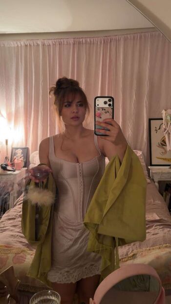 🔥 Ester dobrik page leaked private photo uncensored full