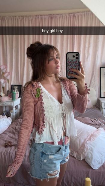 🔥 Ester dobrik page leaked private photo uncensored full