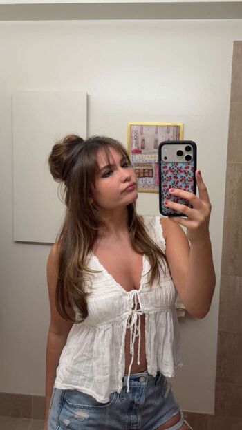 🔥 Ester dobrik page leaked private photo uncensored full