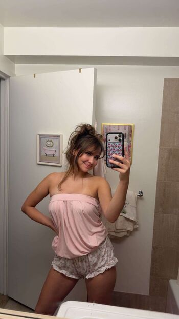 🔥 Ester dobrik page leaked private photo uncensored full