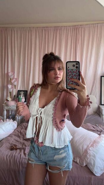🔥 Ester dobrik page leaked private photo uncensored full