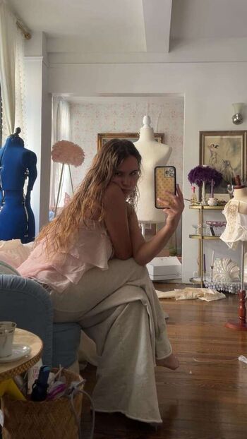 🔥 Ester dobrik page leaked private photo uncensored full