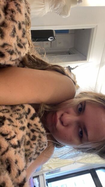 🔥 Ester dobrik page leaked private photo uncensored full