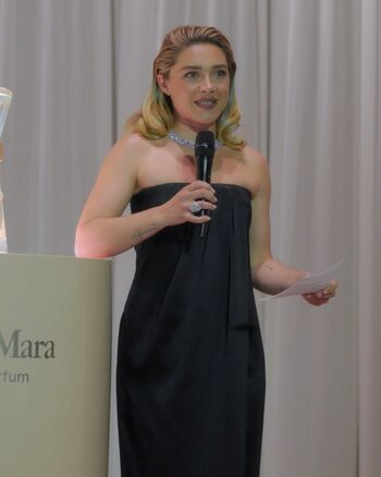 🔥 Florence pugh  page leaked private photo uncensored full