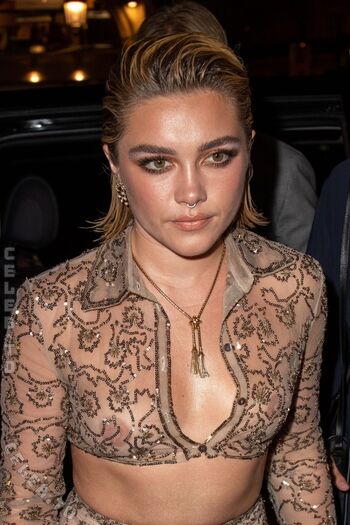 🔥 Florence pugh  page leaked private photo uncensored full