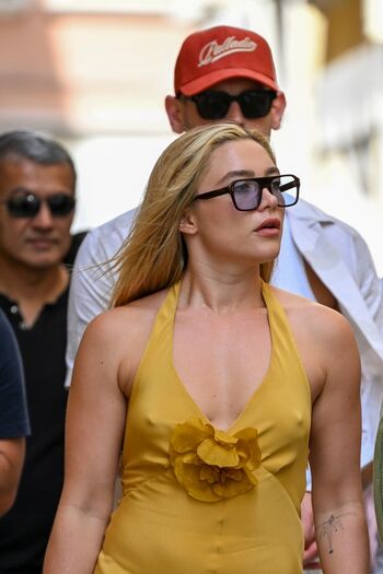 🔥 Florence pugh  page leaked private photo uncensored full