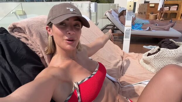 🔥 Frankie bridge  page leaked private photo uncensored full