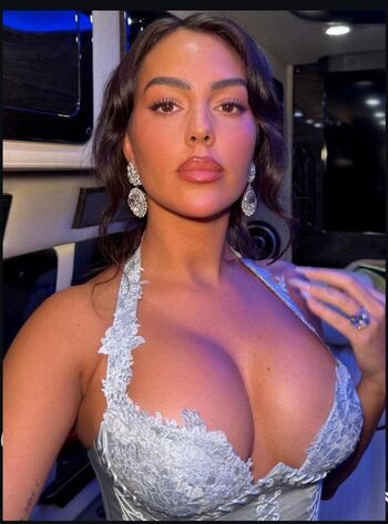 🔥 Georgina rodriguez leaked private photo uncensored full