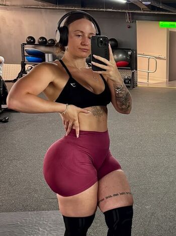 🔥 Gym booty bubble butts  page leaked private photo uncensored full