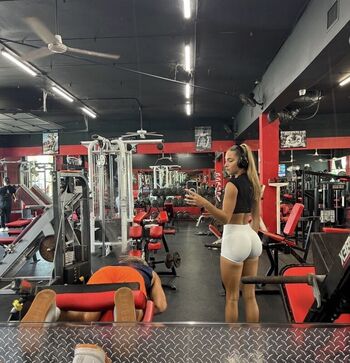 🔥 Gym booty bubble butts  page leaked private photo uncensored full