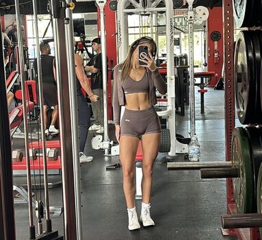 🔥 Gym booty bubble butts  page leaked private photo uncensored full