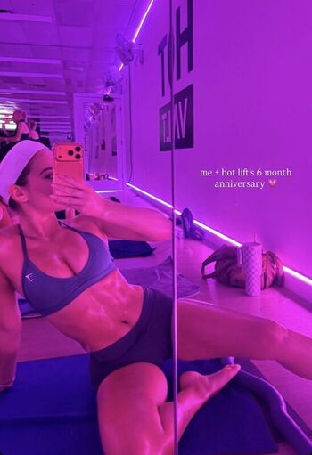 🔥 Gym booty bubble butts  page leaked private photo uncensored full