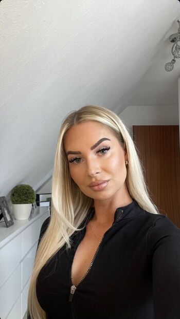 🔥 Gym booty bubble butts  page leaked private photo uncensored full