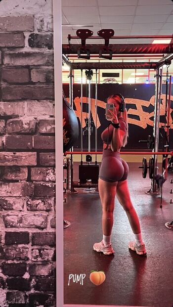 🔥 Gym booty bubble butts  page leaked private photo uncensored full
