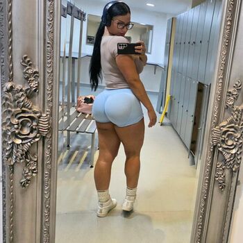 🔥 Gym booty bubble butts  page leaked private photo uncensored full