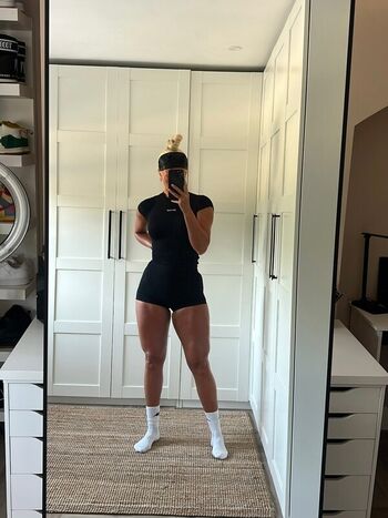 🔥 Gym booty bubble butts  page leaked private photo uncensored full
