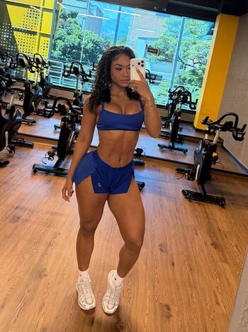 🔥 Gym booty bubble butts  page leaked private photo uncensored full
