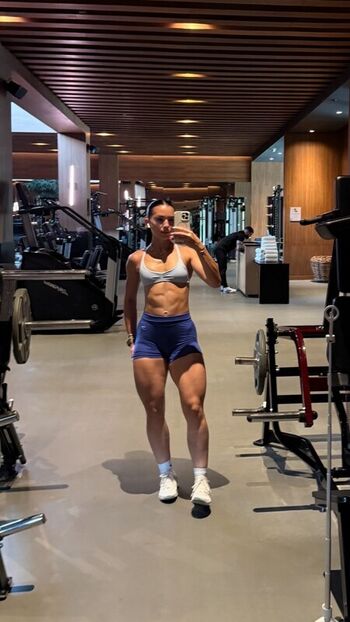 🔥 Gym booty bubble butts  page leaked private photo uncensored full