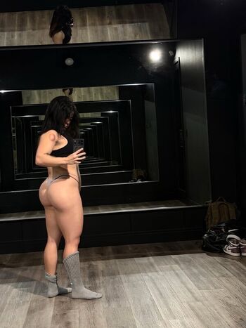 🔥 Gym booty bubble butts  page leaked private photo uncensored full