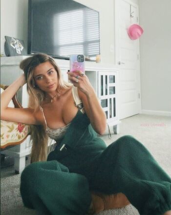 🔥 Hadelinemope  page leaked private photo uncensored full
