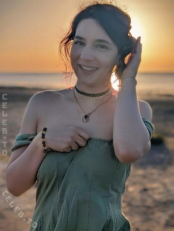 🔥 Haselnuuuss leaked private photo uncensored full