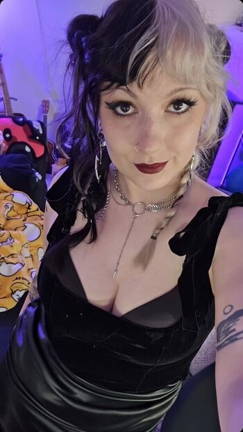 🔥 Helloneptune leaked private photo uncensored full