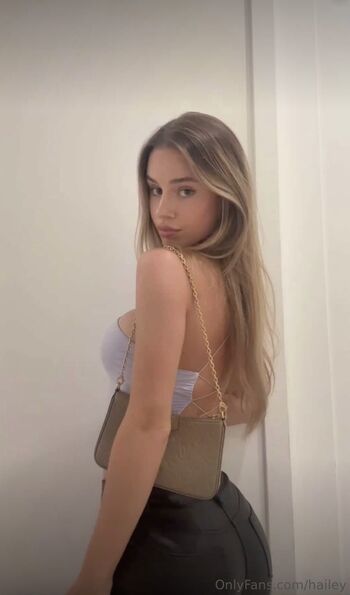 🔥 Hiley grce  page leaked private photo uncensored full