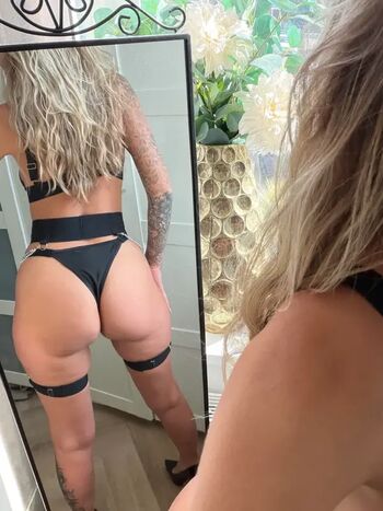 🔥 Housewifefleur leaked private photo uncensored full