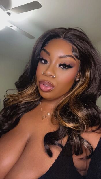 🔥 Ilooklikebaae page leaked private photo uncensored full