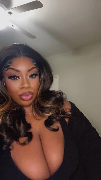 🔥 Ilooklikebaae leaked private photo uncensored full
