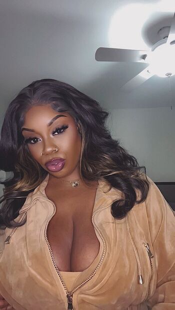 🔥 Ilooklikebaae leaked private photo uncensored full