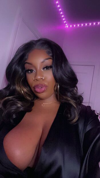 🔥 Ilooklikebaae leaked private photo uncensored full