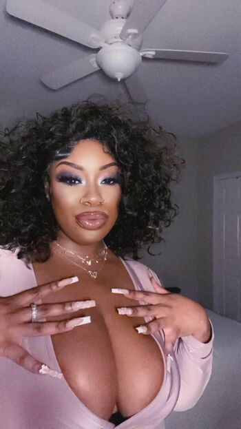 🔥 Ilooklikebaae leaked private photo uncensored full