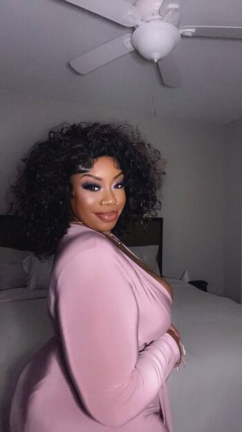🔥 Ilooklikebaae leaked private photo uncensored full