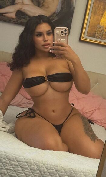 🔥 Iluvcinnie page leaked private photo uncensored full