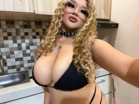 🔥 Indonesian girls leaked private photo uncensored full
