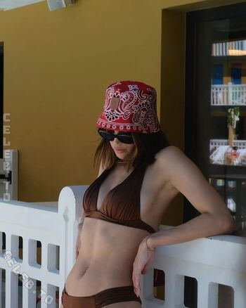 🔥 Iris mittenaere  page leaked private photo uncensored full