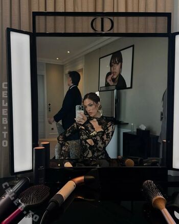 🔥 Iris mittenaere  page leaked private photo uncensored full